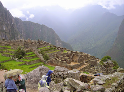  Machu Picchu bajo la lluvia, Perú, La vuelta al mundo de Asun y Ricardo, round the world, mundoporlibre.com