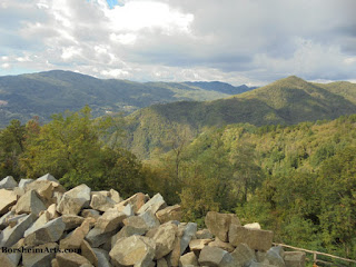 Vellano, Italy, Cava Nardini, Tuscany, mountains, hills, clouds, changes in light