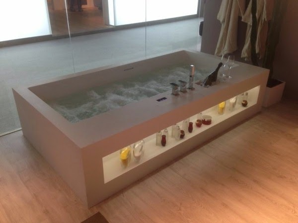 25 fantastic indoor hot tubs!