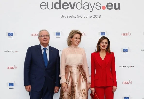Letizia-Mathilde-5.jpg