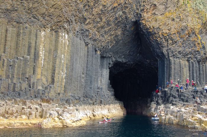 Real+Life+Minecraft+Cave.jpg