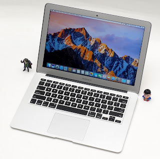 MacBook Air Core i5 - 13-inch, Early 2017