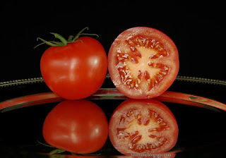 http://fotobabij.blogspot.com/2015/04/lycopersicon-esculentum-pomidor.html