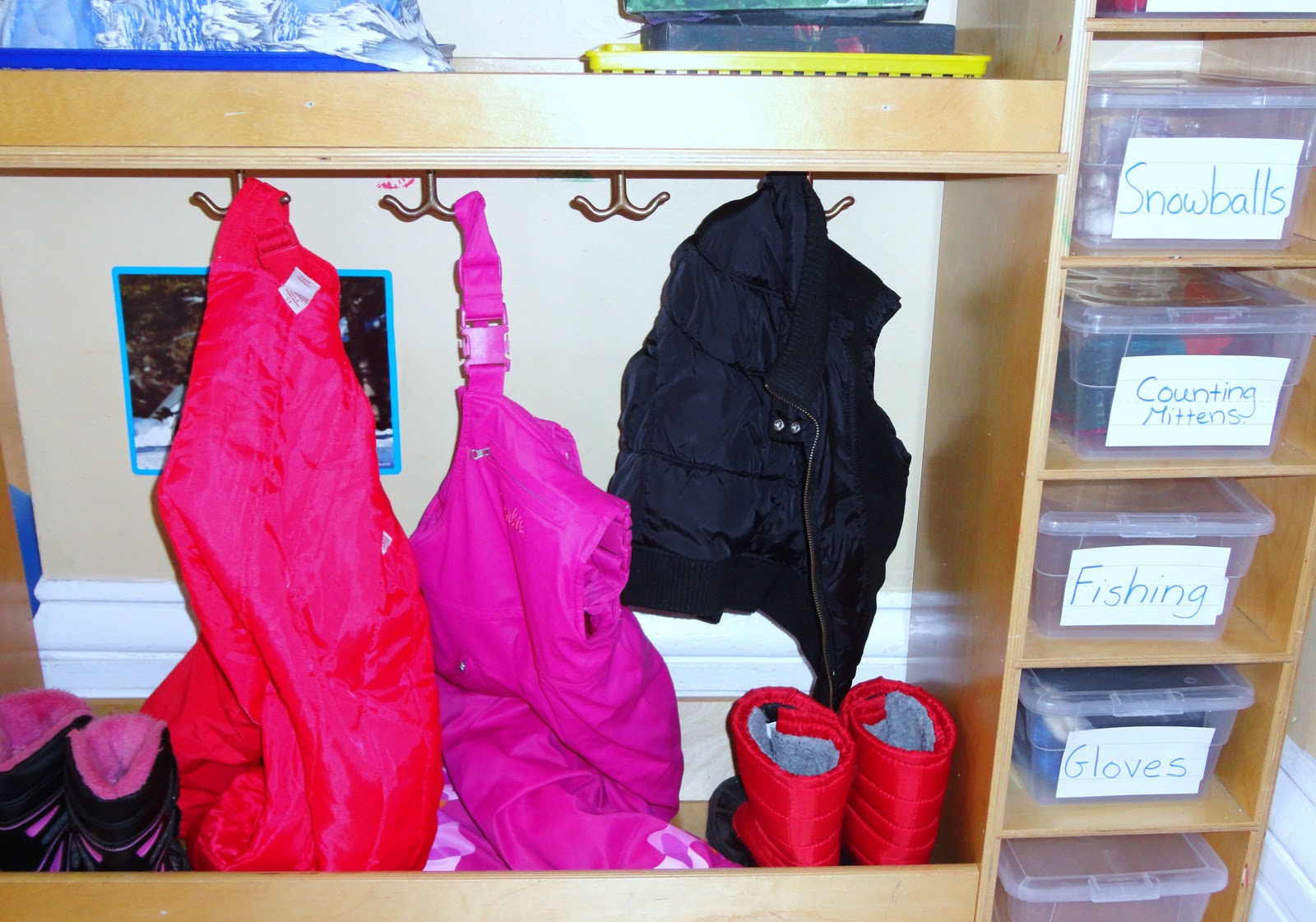 My Catch A Star Classroom!: Winter Dramatic play!