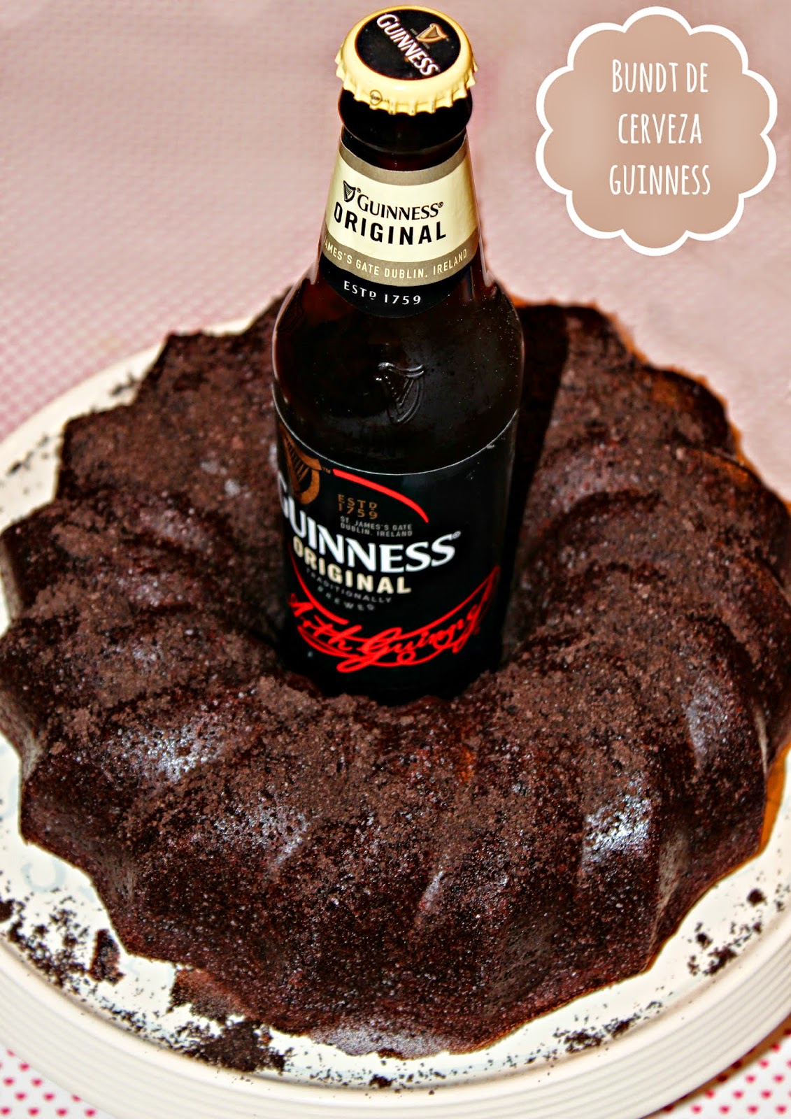 BUNDT DE CERVEZA GUINNESS