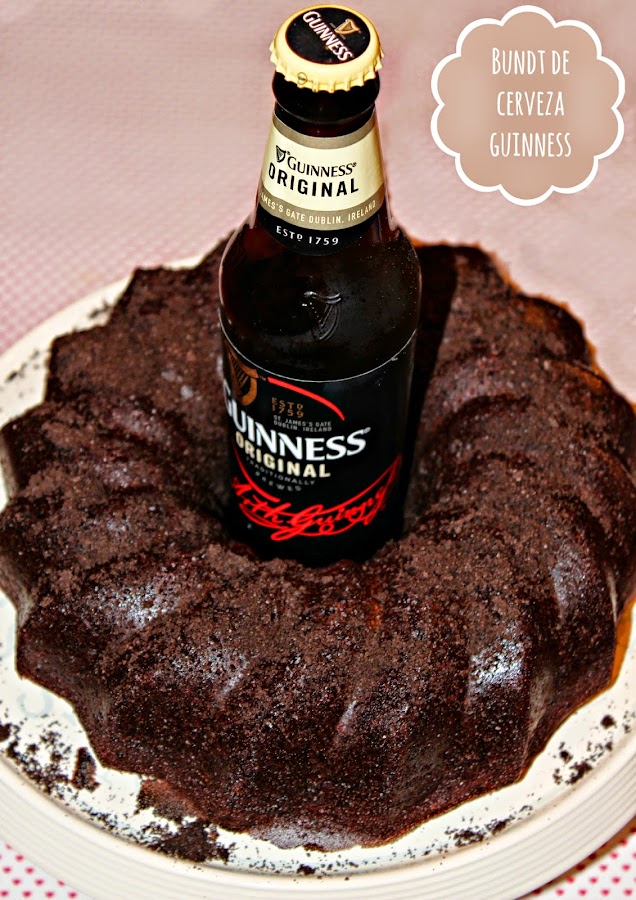 BUNDT DE CERVEZA GUINNESS