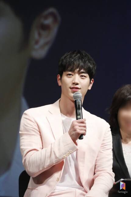 서강준 + 차은우 닮은 꼴이라고 말이 나오고 있는 신인 남돌.jpg | 인스티즈