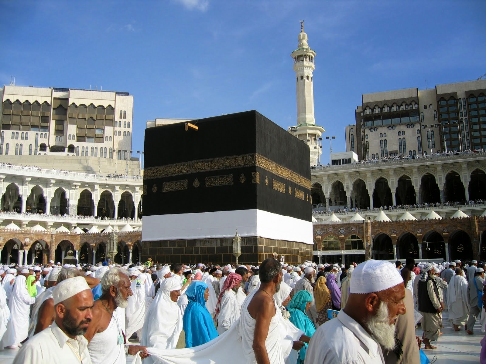 differences in Hajj and Umrah