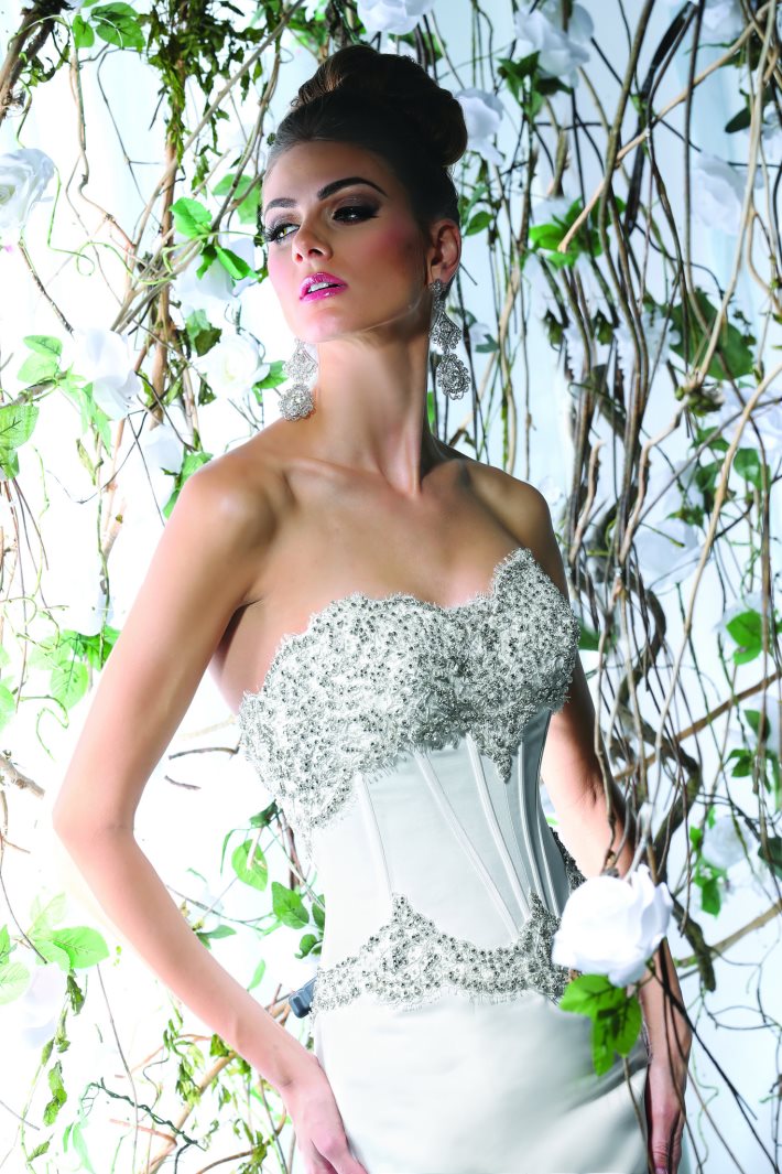 Image 4: Wedding Dress