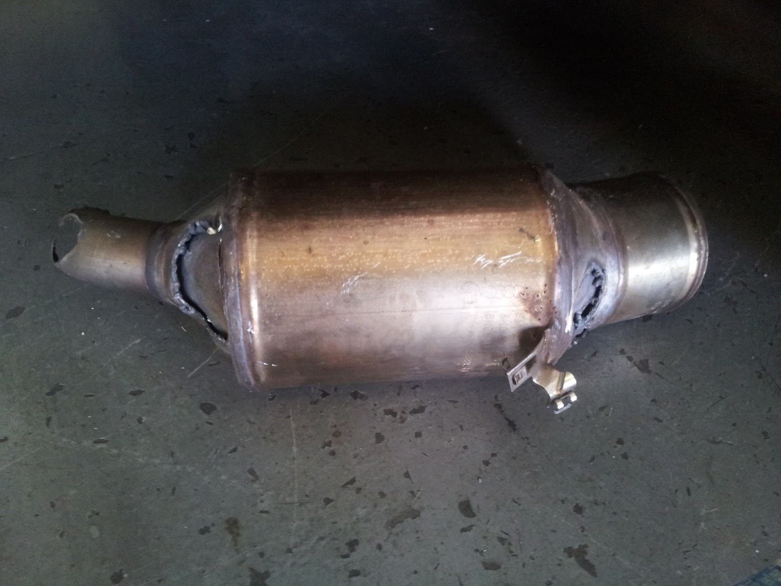 . Audi A4 2.0 TDI B8 Performance Chip Tuning ECU Remapping