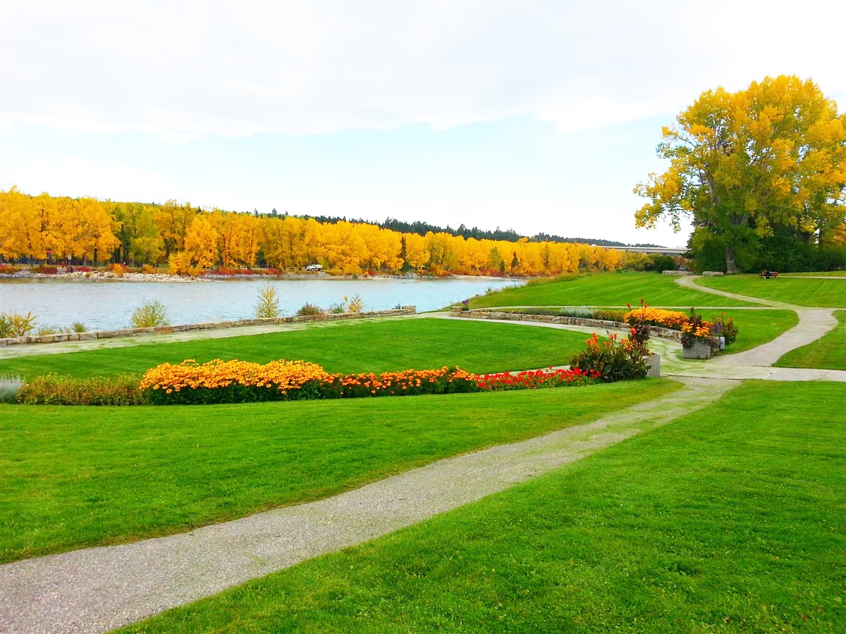 10 Fun Family Bike Rides in Calgary Play Outside Guide