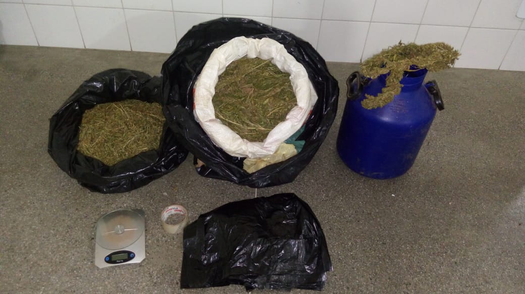 Rondesp Norte prende traficante com 8Kg de maconha em Jacobina