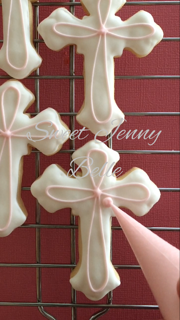 Sweet Jenny Belle - Communion Cookie Tutorial