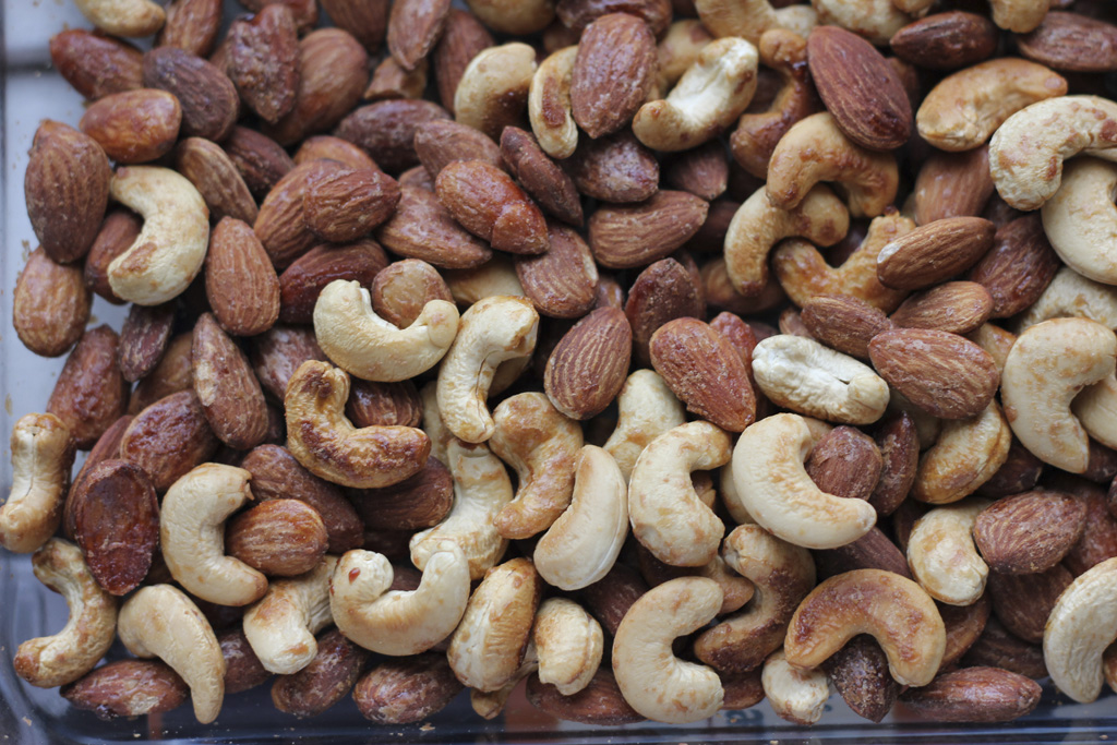 Slow Cooker Maple Glazed Nuts Tastes of Homemade
