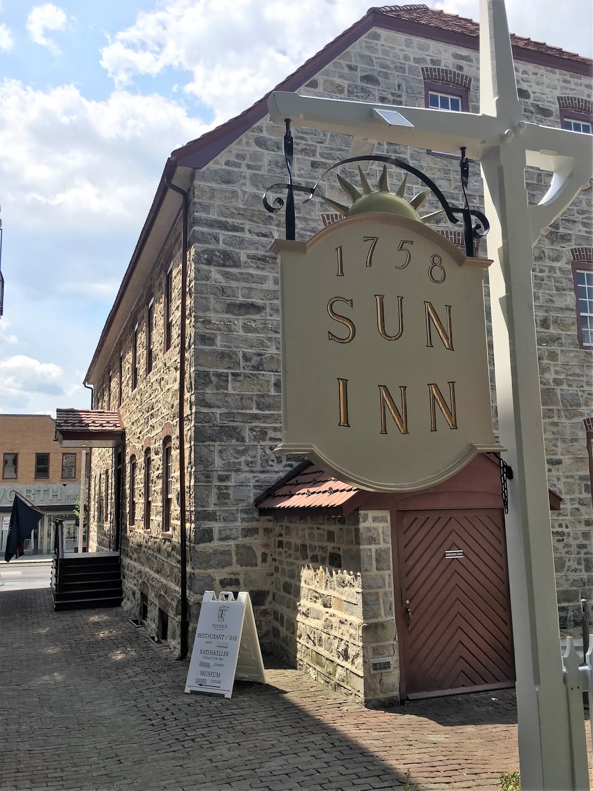 MarkerQuest The Sun Inn, Bethlehem, Northampton County