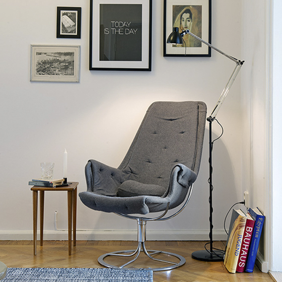 Rincón d electura moderno sillón gris