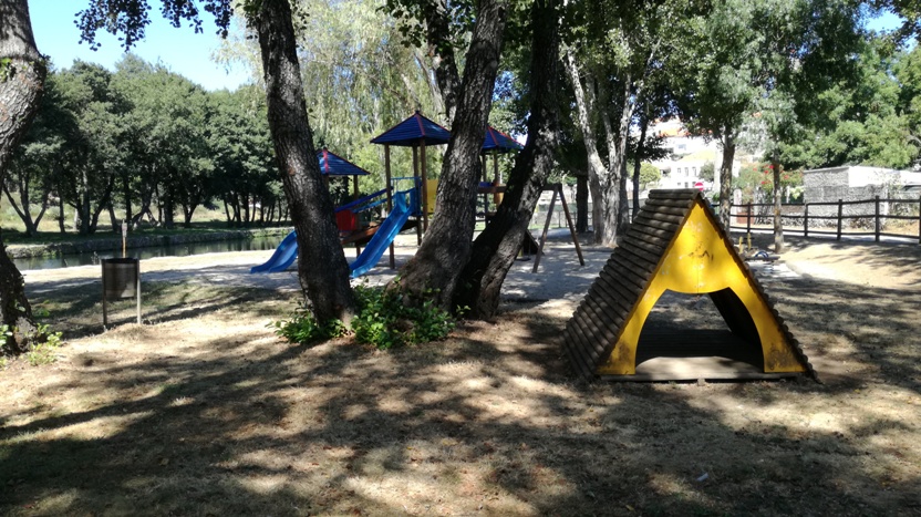 Parque Infantil da Praia Fluvial da Devesa