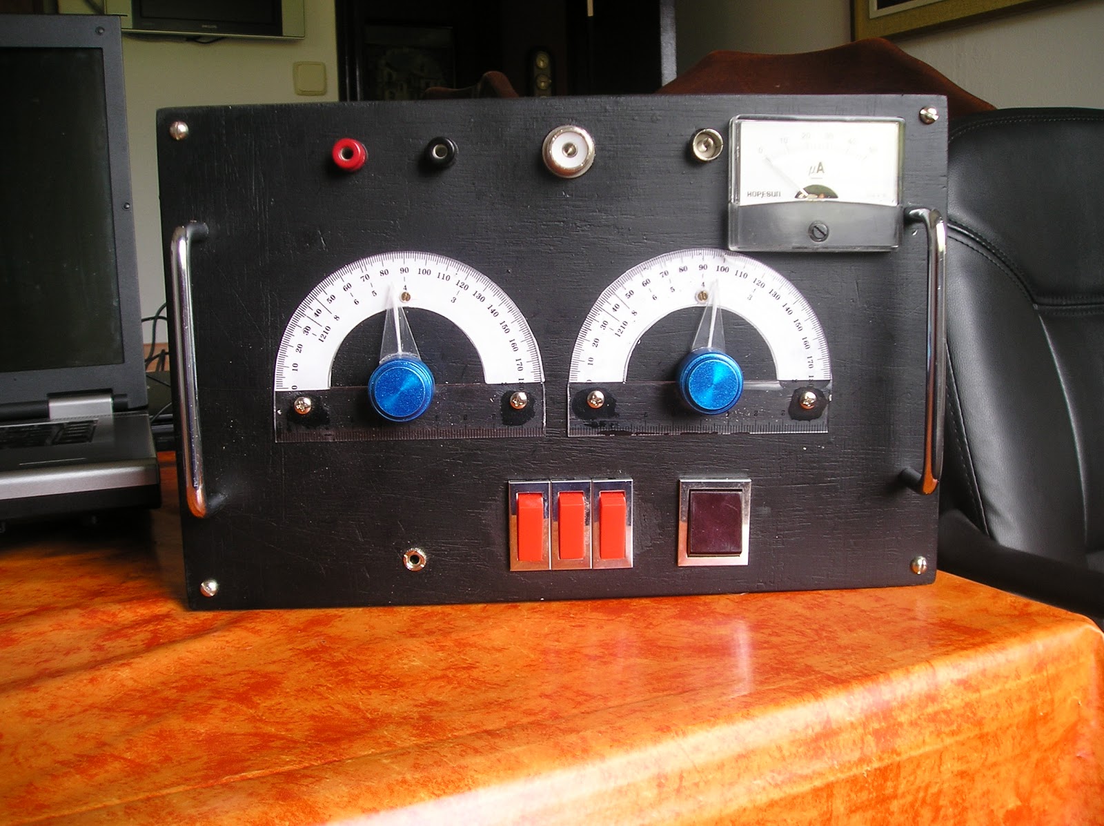 Radio antigua. Radio galena. Poste à galène. crystal radio. Radio