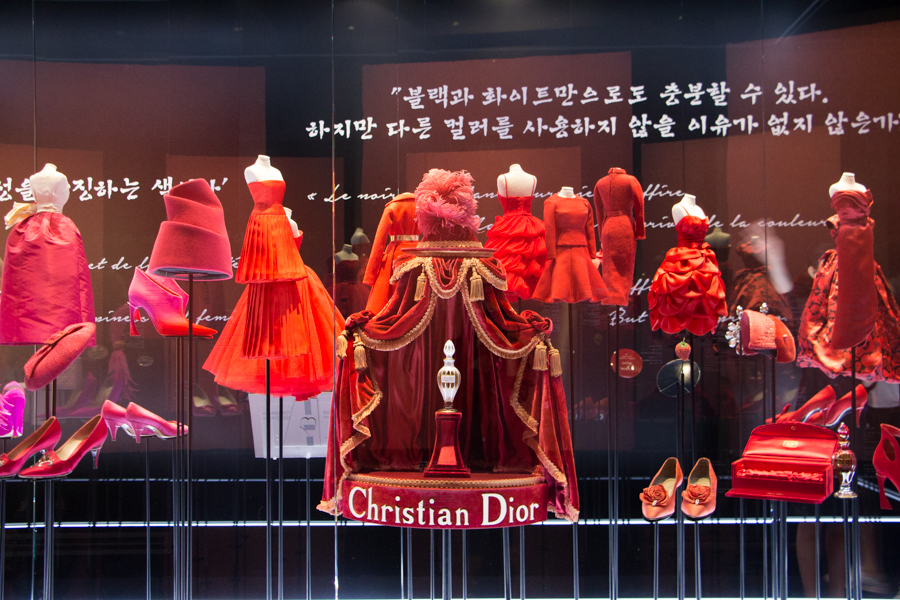 модная одежда, korean fashion, основы корейской моды, корейская мода, корейские бренды, диор в сеуле, искусство кореи, люксовые бренды, люксовый бренд, мир диор, мисс диор, духи жадор, аромат жадор, французский бренд