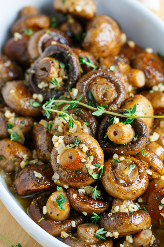 Roasted Mushrooms in a Browned Butter, Garlic and Thyme Sauce Roasted Mushrooms in a Browned Butter, Garlic and Thyme Sauce