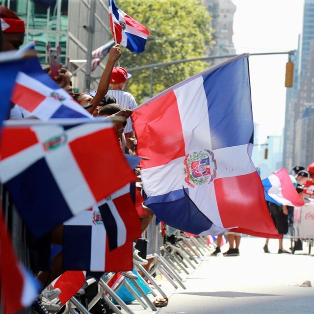Aumentan a 2.1millones los dominicanos en Estados Unidos Aumentan a 2.1millones los dominicanos en Estados Unidos