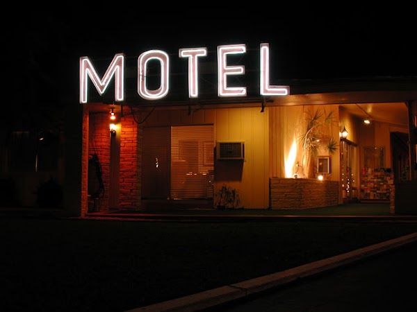 Podrías ir a la cárcel si no presentas acta de matrimonio para entrar a un motel! Podrías ir a la cárcel si no presentas acta de matrimonio para entrar a un motel!