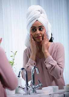 Natural face care to look beautiful Natural face care to look beautiful