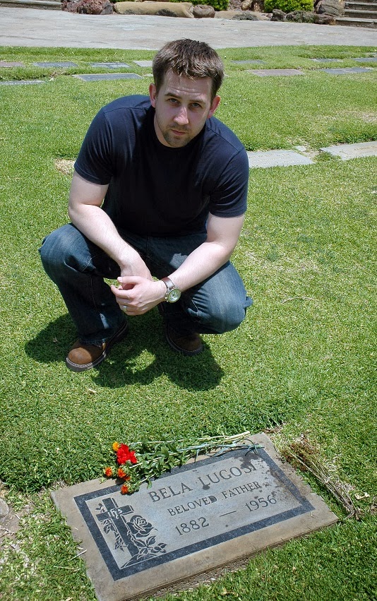 OTIS (Odd Things I've Seen) It’s a Graveyard Smash Classic Monster Graves