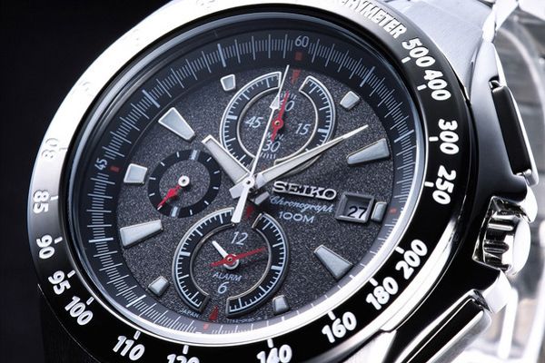Cập Nhật Thông Tin Giá Đồng Hồ Seiko Chronograph 100M 1