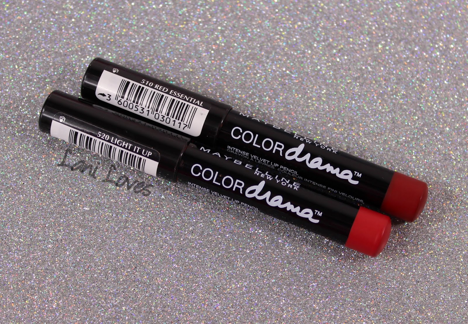Maybelline Color Drama Lip Pencils Light It Up, Red Essential