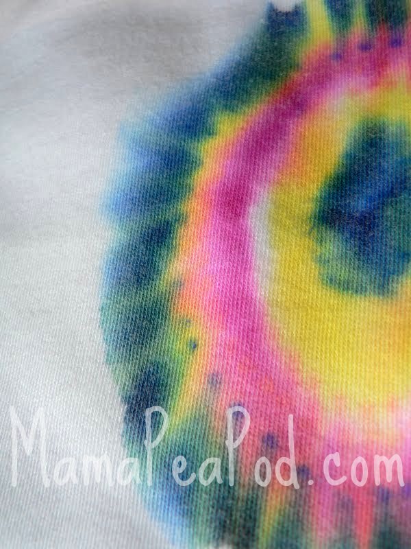 Mama Pea Pod: {DIY Tie-Dyed T-Shirts}