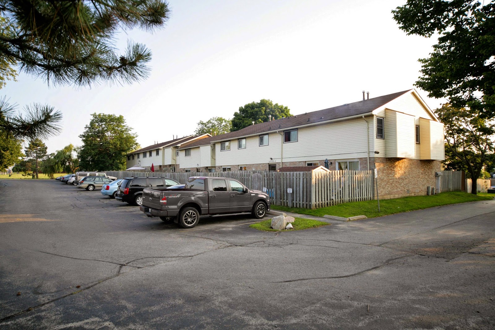 675 Westmount Road East Unit 8 Kitchener