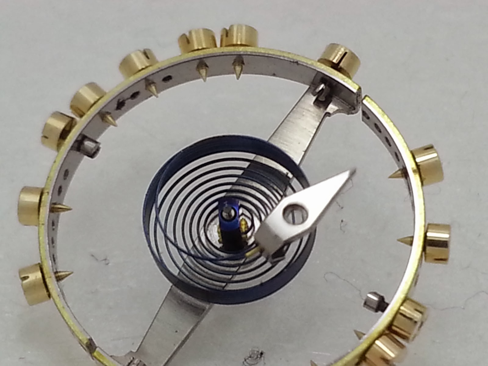 Carignan Watch Co. LLC.: Overhauling of a Free sprung, keyless fusee ...