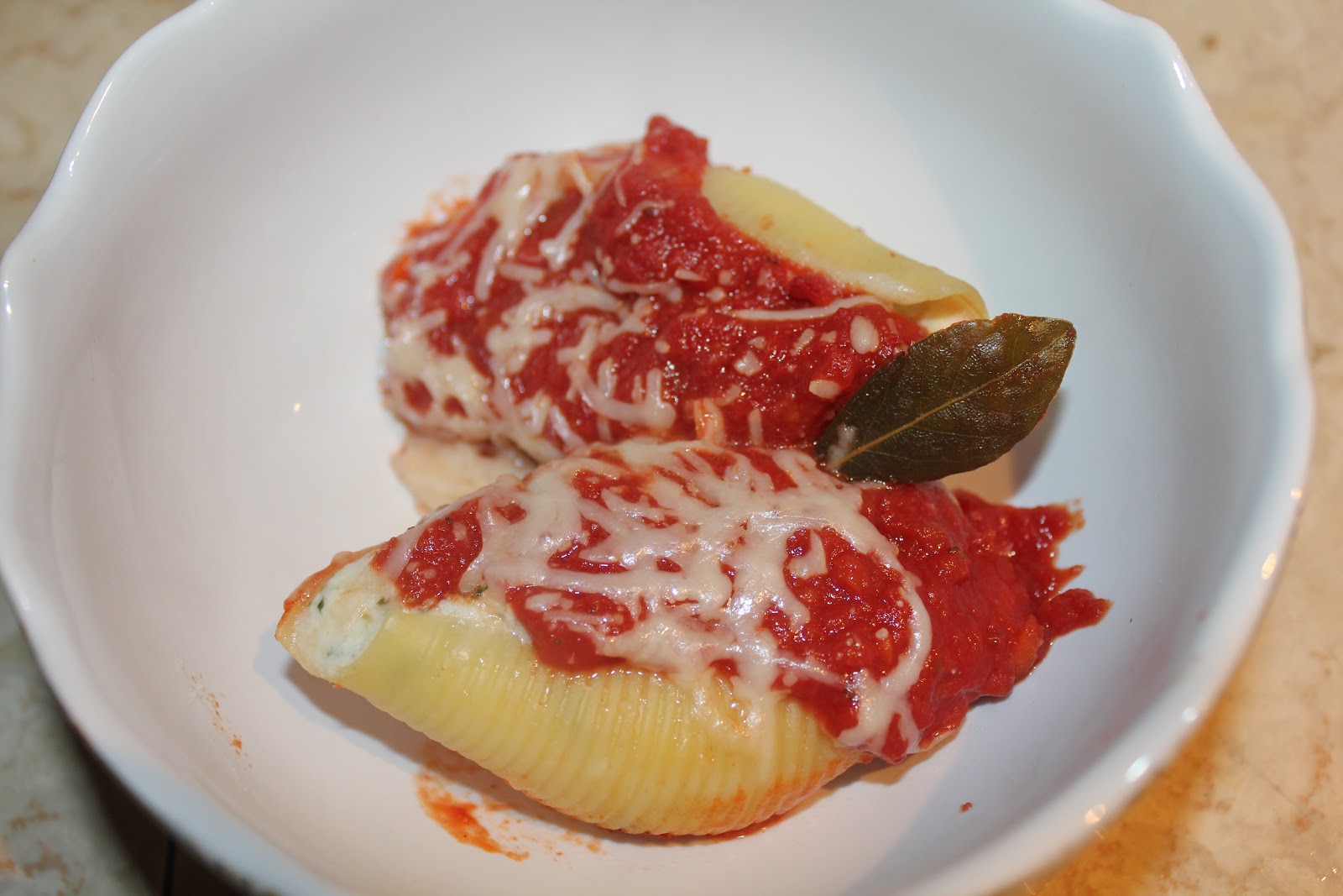 Jen's Food Adventures: Stuffed Shells Florentine