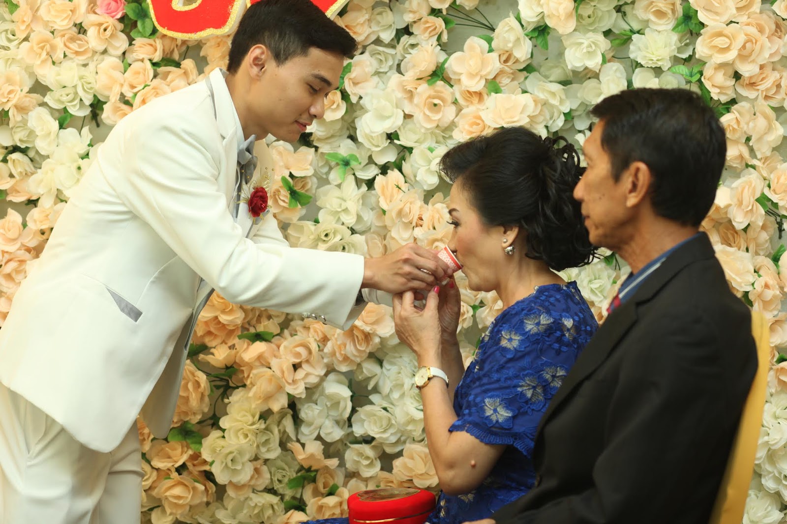 Tea Pai Prosesi Pernikahan Tradisi Tionghoa (Tea Ceremony, Wedding