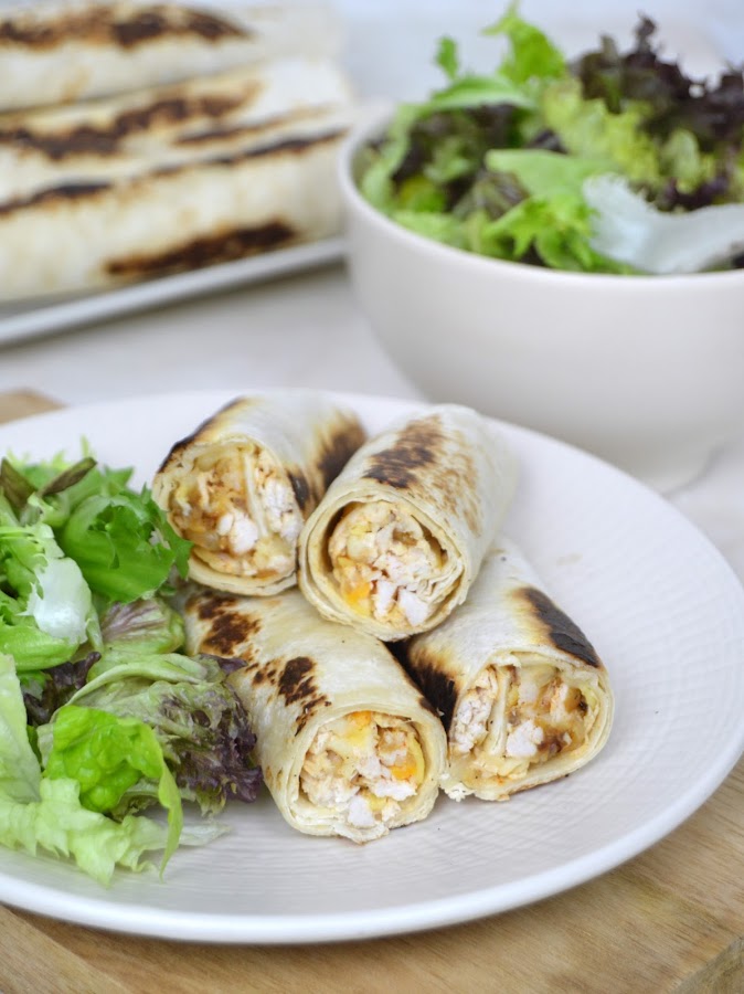 Flautas de pollo con queso