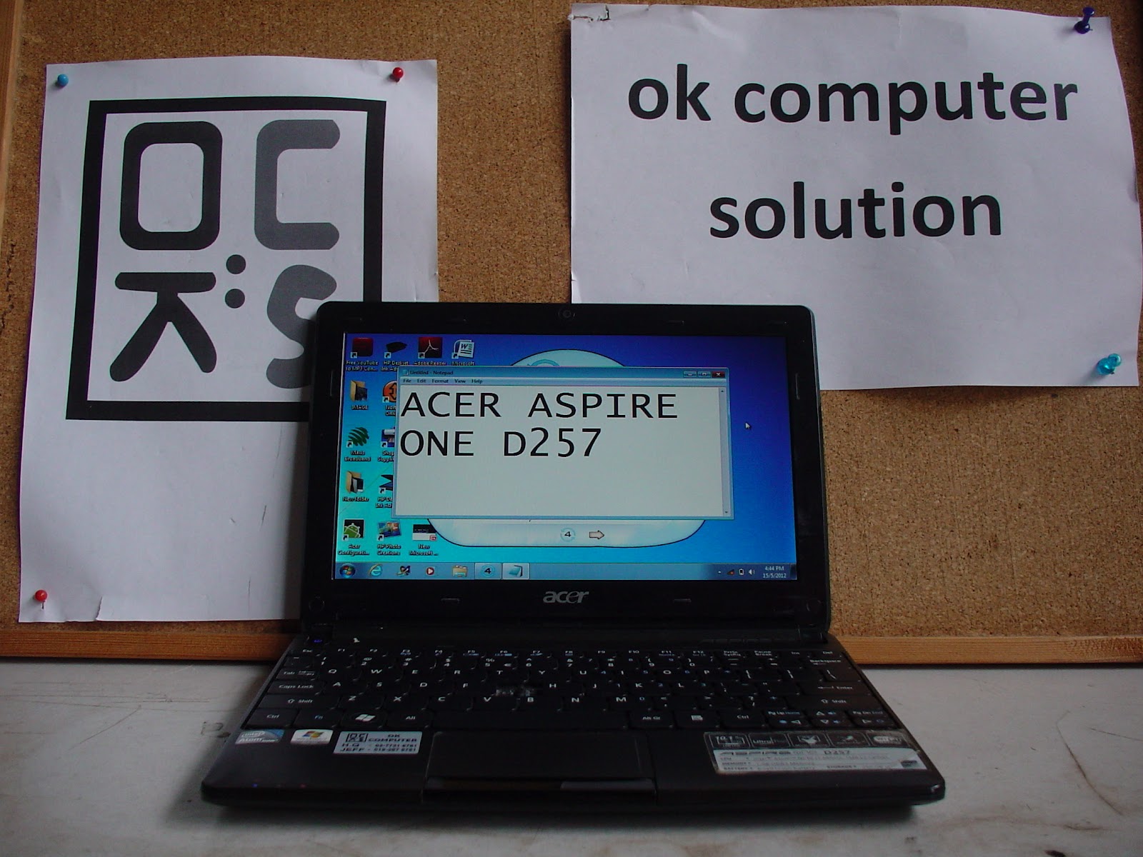 Repair Screen Laptop Acer Aspire One D257