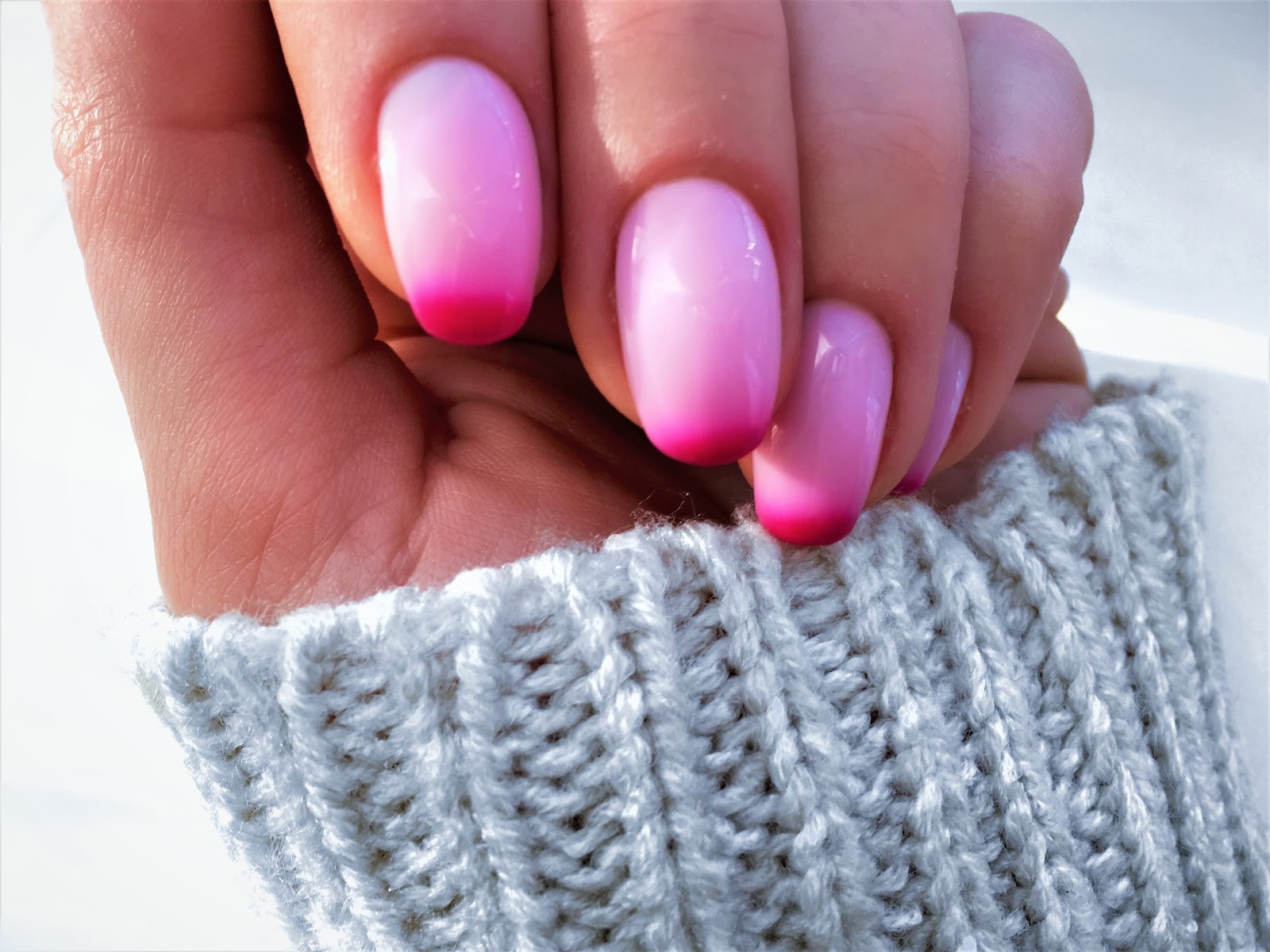 twisted pink NeoNail