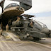 США перебрасывают целый рой военных вертолетов AH-64 Apache на границу с Россией: Кремль пока молчит