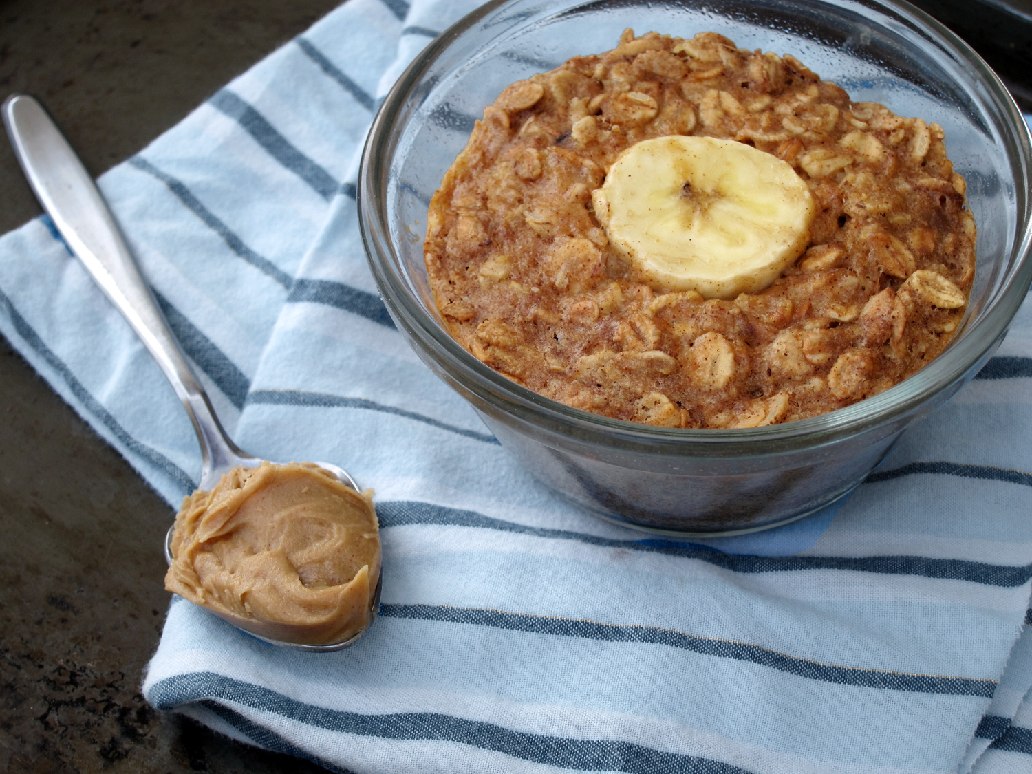 Elisabeth and butter baked oatmeal