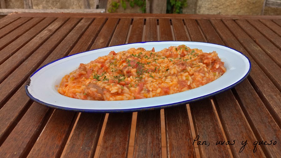 arroz-longaniza-thermomix-pan, uvas y queso