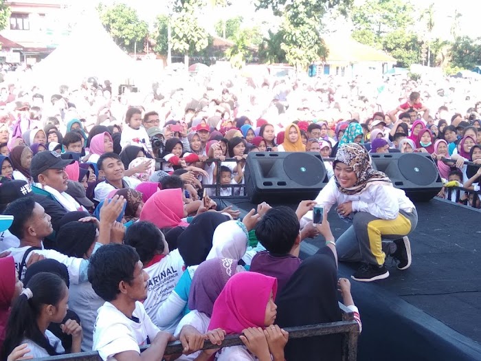 Arinal Berpasangan Dengan Nunik Ikut Serta Memperdayakan Perumpuan Dalam Pemerintah