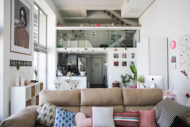 Un loft en Valencia de estilo nórdico y colores vibrantes Un loft en Valencia de estilo nórdico y colores vibrantes