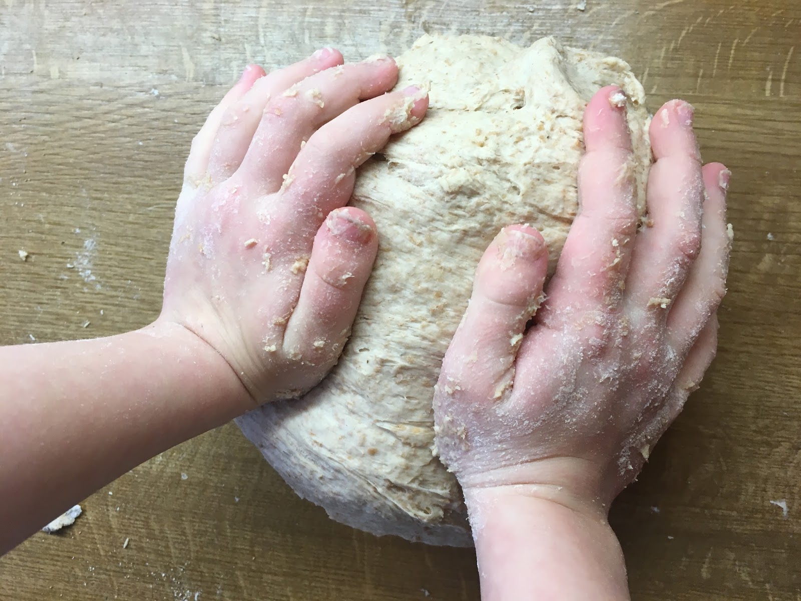 Birgit schreibt: Frische Dinkelbrötchen