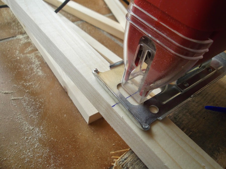 Cabecero cama reciclado, cabecero de madera reciclado, diy cabecero, diy fácil, diy en casa, decoración en madera, decoración habitación, DIY, hazlo tu mismo, hagalo usted mismo, do it yourself bedroom, muebles para una habitación pequeña, manualidades para tu habitación, proyectos diy, manualidades para casa