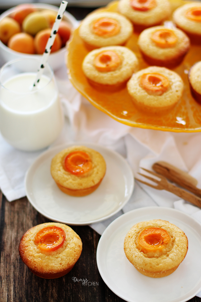 BADEMLİ KAYISILI MUFFIN Damy's Kitchen