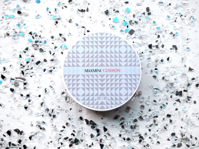 VOV Maxmini Cover Cushion Review. A high coverage, maximum instant glow, Light weight and long lasting on the skin. It covers the pores well and it gives a smooth and flawless complexion. It is also moisturizing.