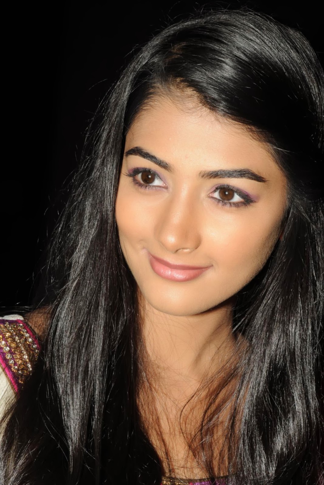 Pooja Hegde HD Wallpapers | HD Wallpapers (High Definition) | Free ...