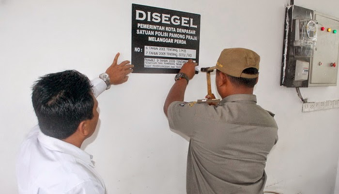 Gandeng Indomaret, Toko Prana Makmur Disegel Pol PP