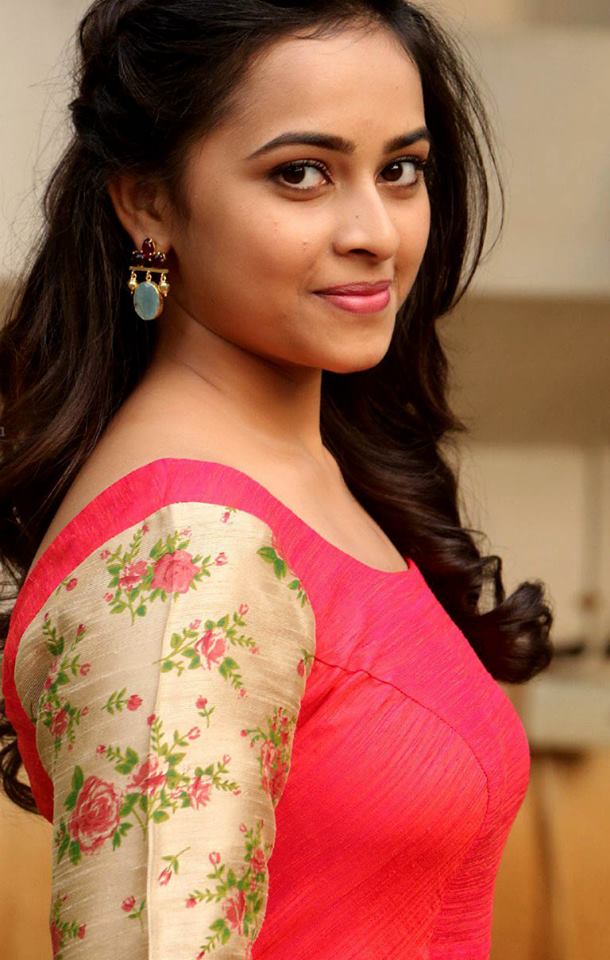 Sri Divya Latest Hot Images in Pink Dress | Indian Filmy Actress